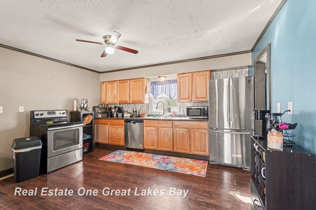 1005 Conrad Road, Standish, MI 48658