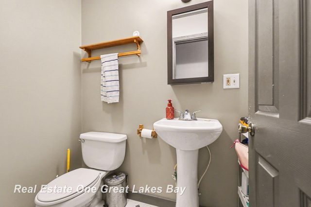 1005 Conrad Road, Standish, MI 48658