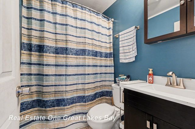 1005 Conrad Road, Standish, MI 48658