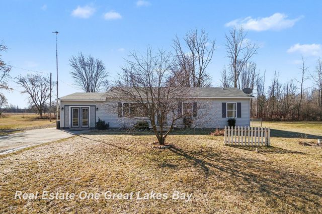 1005 Conrad Road, Standish, MI 48658