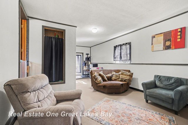 1005 Conrad Road, Standish, MI 48658