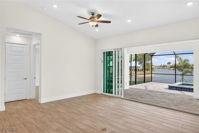 817 SW 6th AVE, Cape Coral, FL 33991