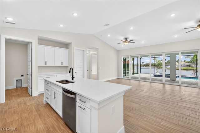 817 SW 6th AVE, Cape Coral, FL 33991