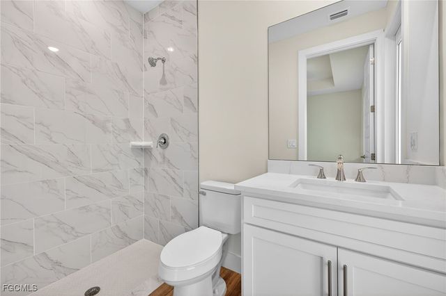 817 SW 6th AVE, Cape Coral, FL 33991