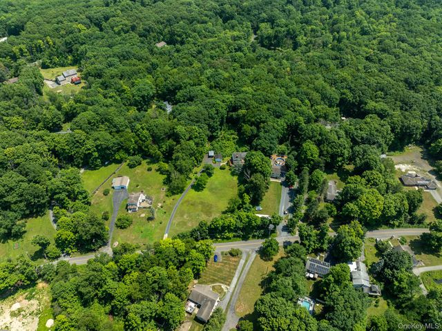 212 Old Dutch Hollow Road, Warwick, NY 10950