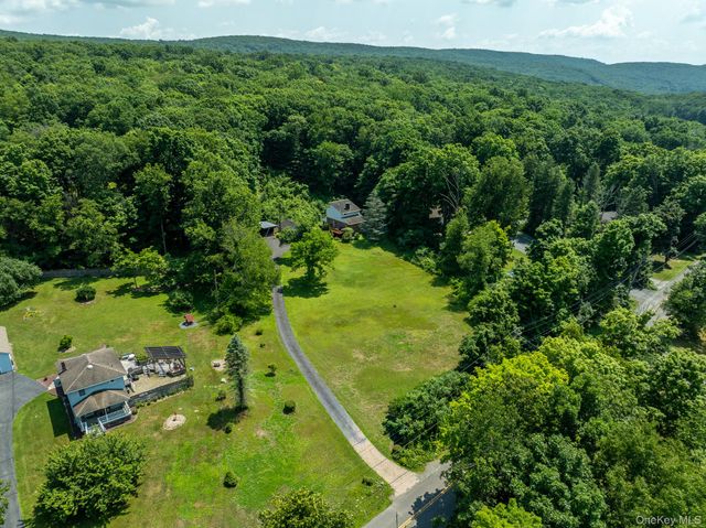 212 Old Dutch Hollow Road, Warwick, NY 10950