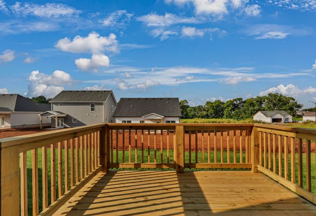 2712 Brewster Dr, Clarksville, TN 37042