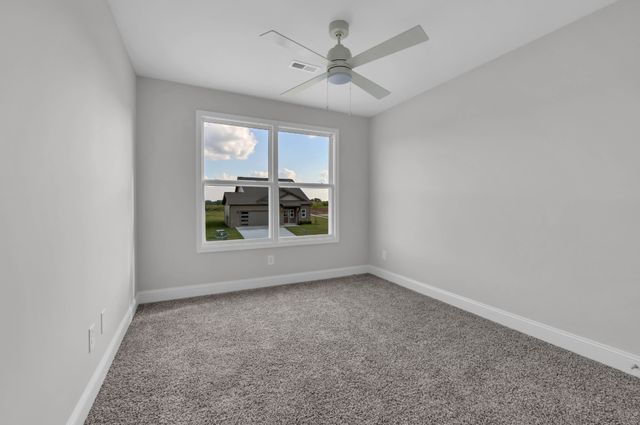 2712 Brewster Dr, Clarksville, TN 37042