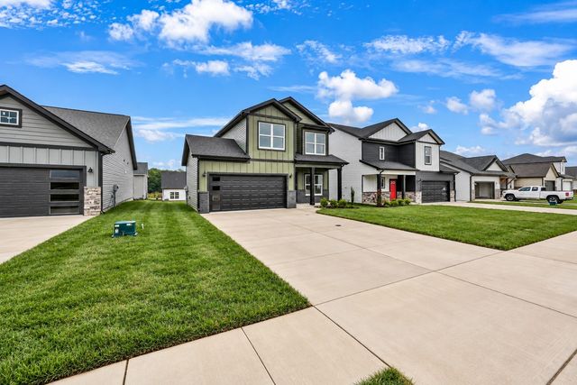 2712 Brewster Dr, Clarksville, TN 37042