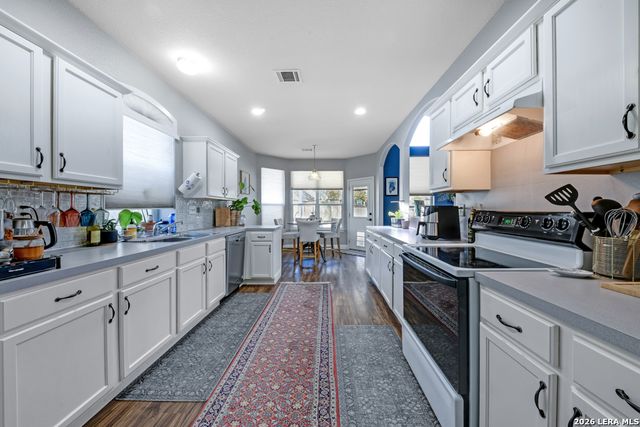 1215 TERRACE CT, New Braunfels, TX 78130