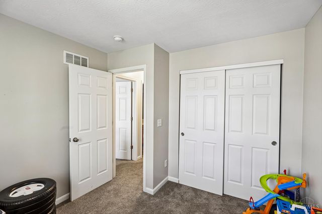 107 Dartmouth Street, Trenton, OH 45067