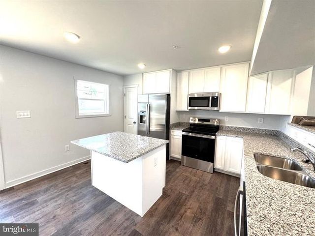 147 OLGA DR, Martinsburg, WV 25403