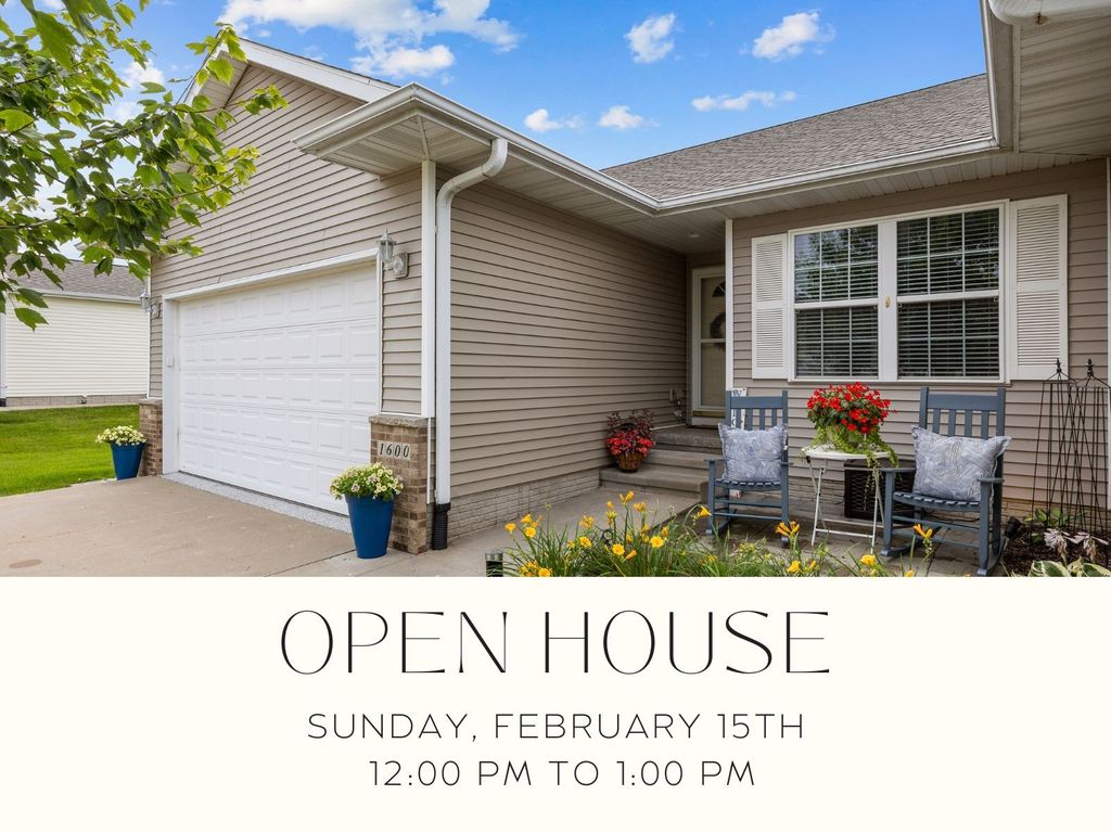 1600 Hunters Creek Way, Marion, IA 52302