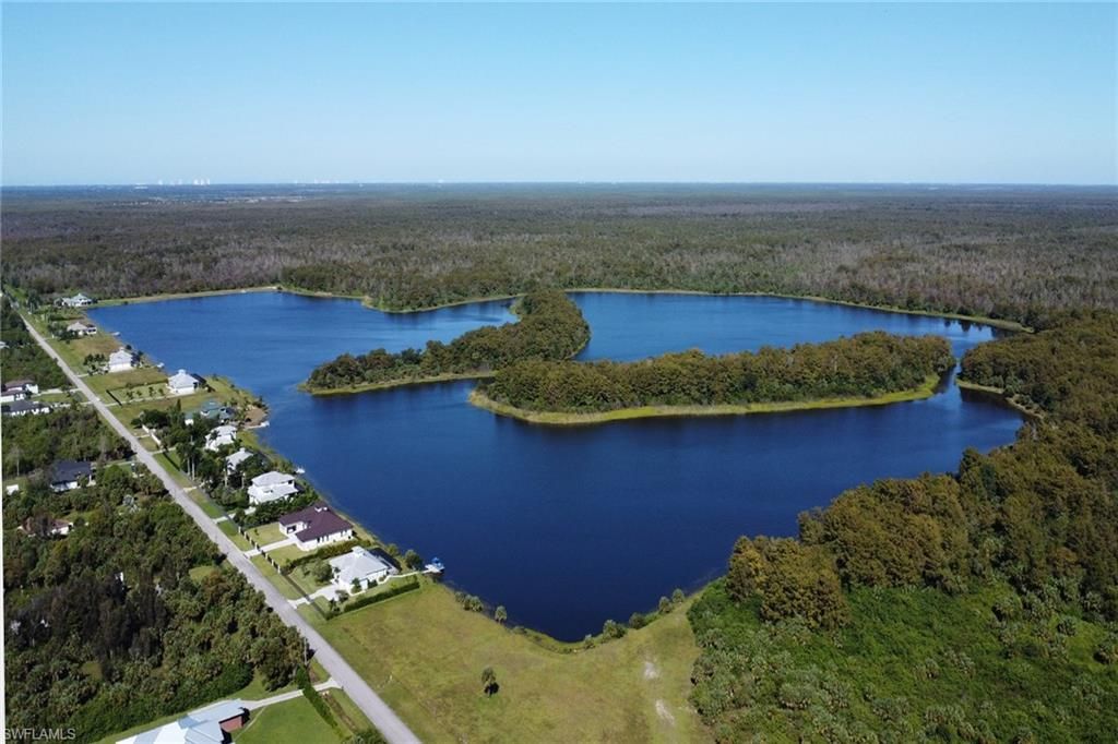 145 Shady Hollow BLVD W, Naples, FL 34120