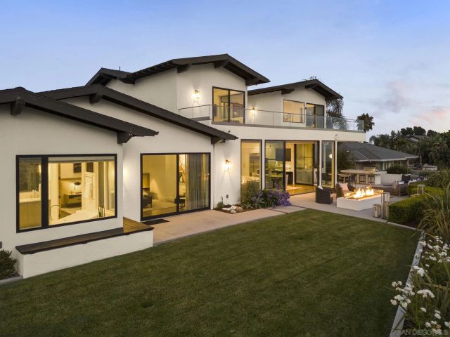 5594 Soledad Rd, La Jolla, CA 92037