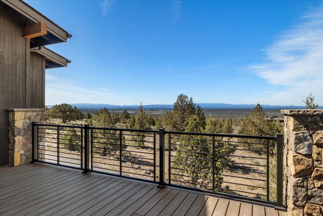 17056 SW Prospect Court, Powell Butte, OR 97753