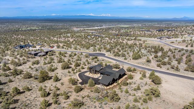 17056 SW Prospect Court, Powell Butte, OR 97753