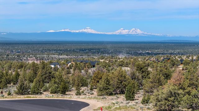 17056 SW Prospect Court, Powell Butte, OR 97753