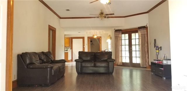 2901 Lakewood Court, Harlingen, TX 78550