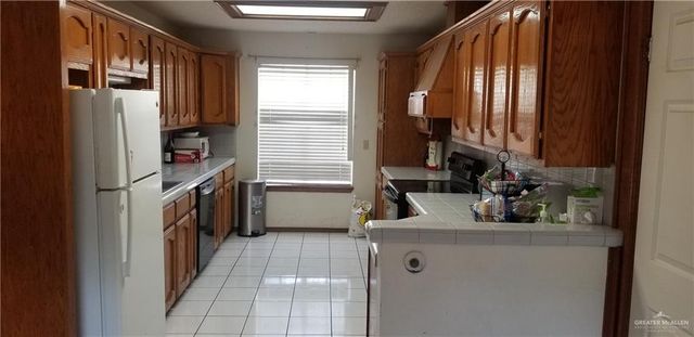 2901 Lakewood Court, Harlingen, TX 78550