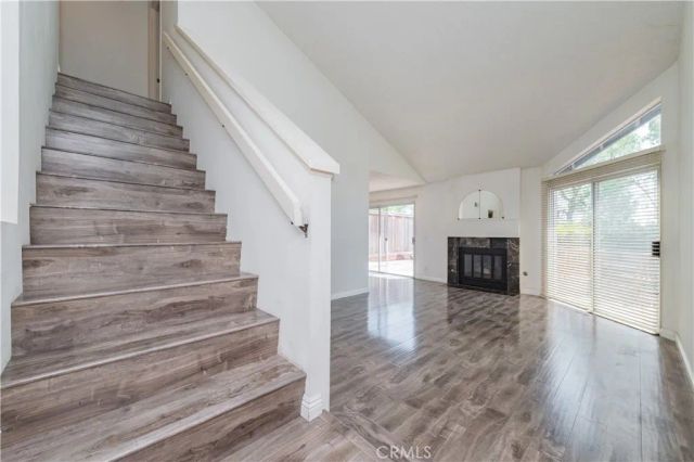 333 Stanford Court 30, Irvine, CA 92612