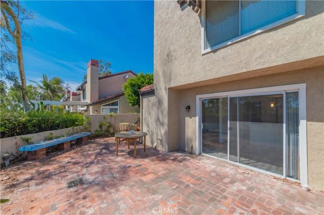 333 Stanford Court 30, Irvine, CA 92612