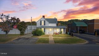 211 East C Street, Elizabethton, TN 37643