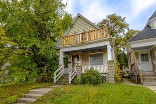 3003 N 20th STREET, Milwaukee, WI 53206