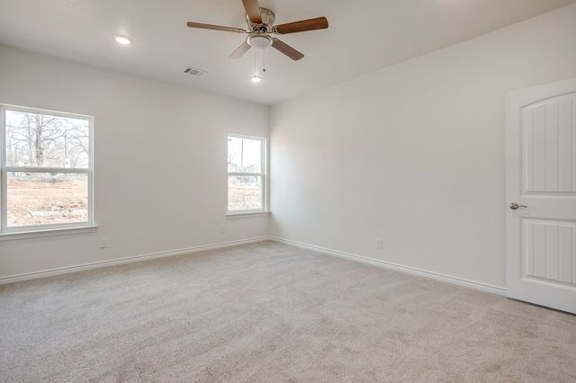 130 Abbott Avenue, Covington, TX 76636