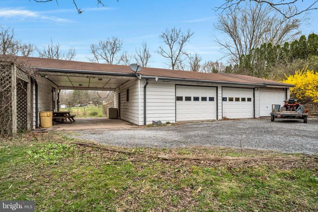 61 MCELWEE RD, Dauphin, PA 17018