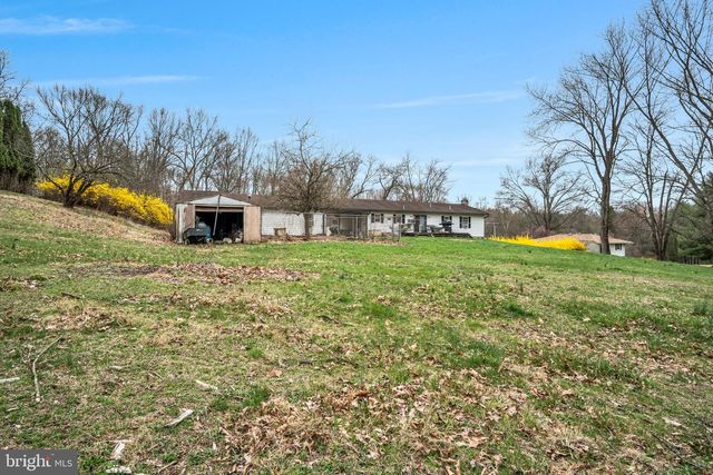 61 MCELWEE RD, Dauphin, PA 17018