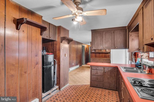 61 MCELWEE RD, Dauphin, PA 17018