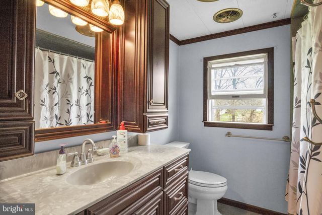 61 MCELWEE RD, Dauphin, PA 17018