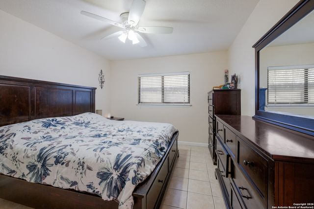 4063 Gallery Sun Dr, San Antonio, TX 78244