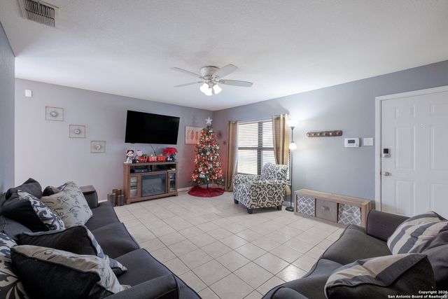 4063 Gallery Sun Dr, San Antonio, TX 78244