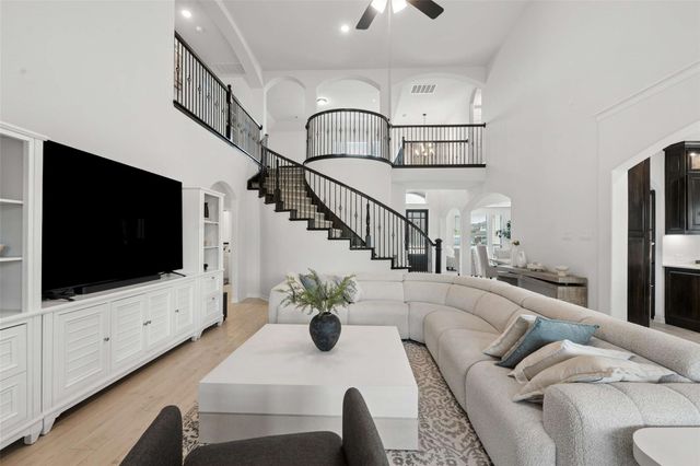 344 Willie Way, Burleson, TX 76028