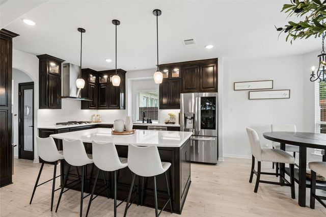 344 Willie Way, Burleson, TX 76028