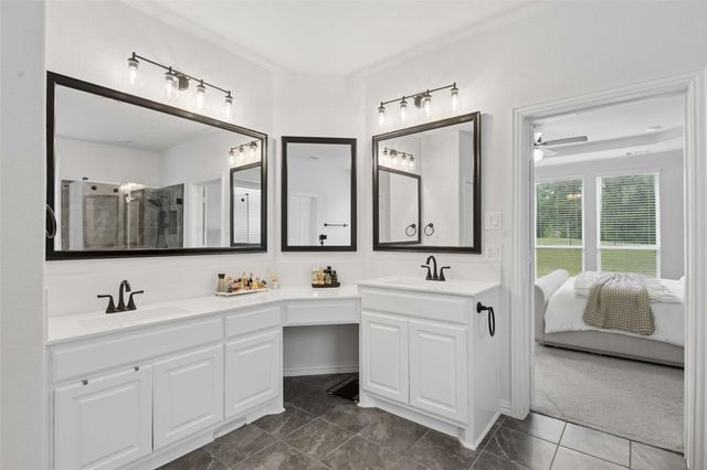 344 Willie Way, Burleson, TX 76028