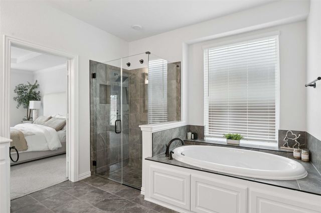 344 Willie Way, Burleson, TX 76028