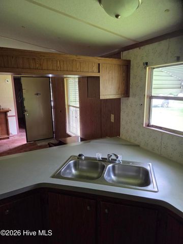 708 Elma Drive, Kinston, NC 28501
