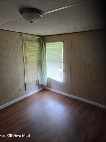 708 Elma Drive, Kinston, NC 28501