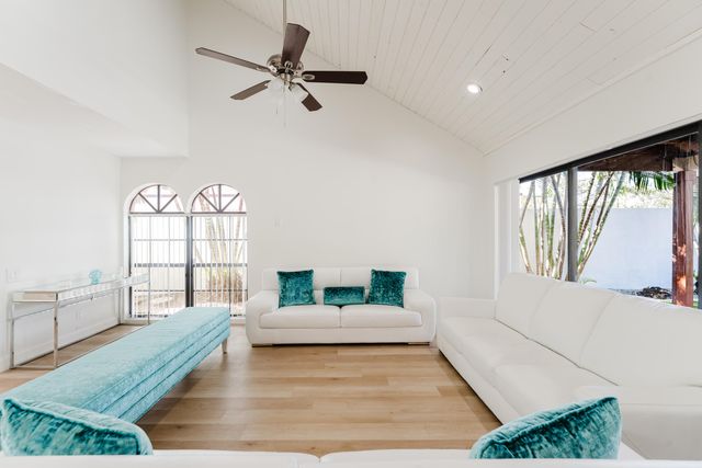 665 Jeffery Street, Boca Raton, FL 33487