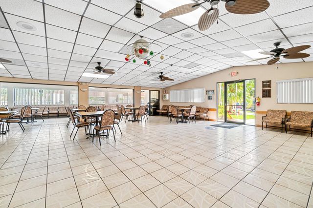 223 Pine Hov Circle A-2, Greenacres, FL 33463