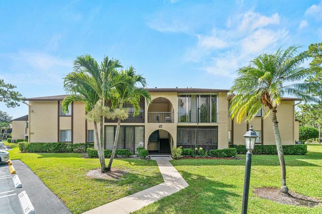 223 Pine Hov Circle A-2, Greenacres, FL 33463
