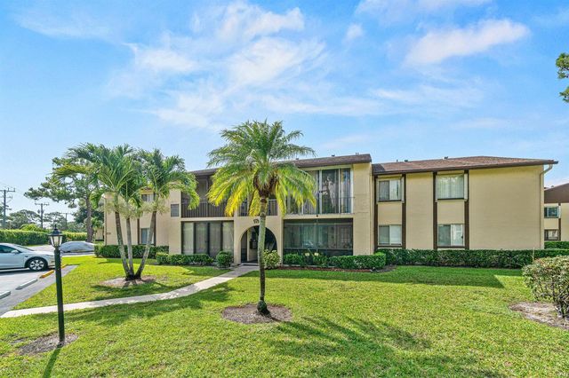223 Pine Hov Circle A-2, Greenacres, FL 33463