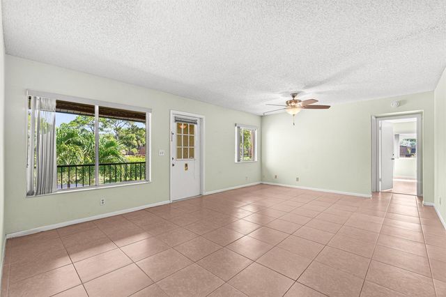 223 Pine Hov Circle A-2, Greenacres, FL 33463