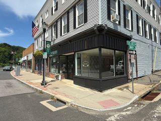 450 Main Street, Winchester, CT 06098