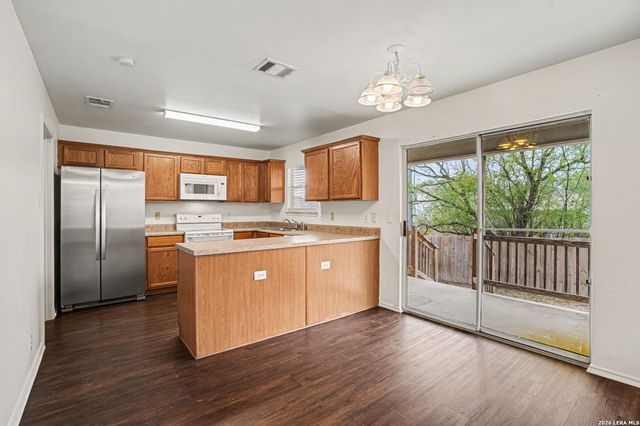 7415 Lacey Oak, San Antonio, TX 78223