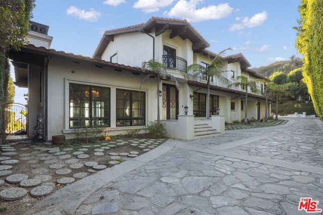 24753 Vantage Point Terrace, Malibu, CA 90265