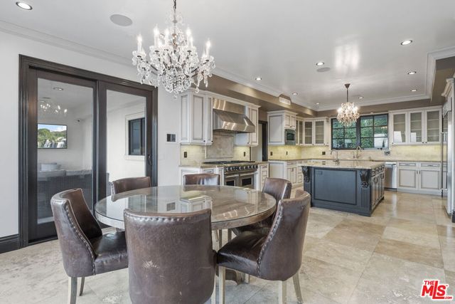 24753 Vantage Point Terrace, Malibu, CA 90265